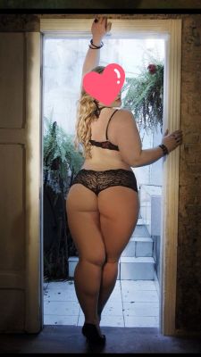 шлюха Блондинка полненькая  (Новосибирск)