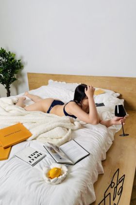 Проститутка Александра (19лет,Новосибирск)